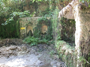 Fonte Sambuceto, San Paolino, Falerone, FM - Fonte orale: Civile, Attività Produttiva