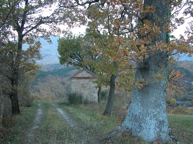 San Lorenzo, Sossasso, Montefortino, FM - Fonte orale: Religiosa, Chiesa