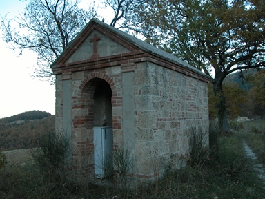 San Lorenzo, Sossasso, Montefortino, FM - Fonte orale: Religiosa, Chiesa