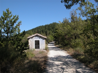 Santa Maria Maddalena, Osoli, Roccafluvione, AP - Fonte orale: Religiosa, Chiesa