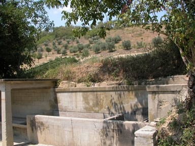 Peschiera, Curetta, Servigliano, FM - Fonte orale: Civile, Accessoro produttivo