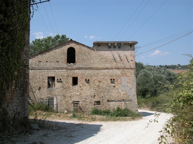 Molino, Parapina, Servigliano, FM - Fonte orale: Luoghi dell'immaginario, Ricerca del tesoro