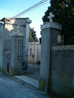 Cimitero di Pietralacroce
