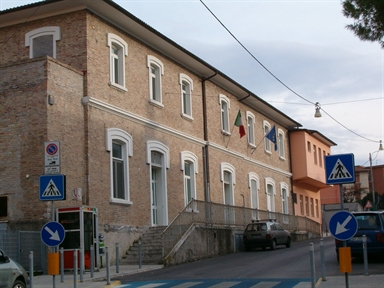 Scuola elementare di Pietralacroce