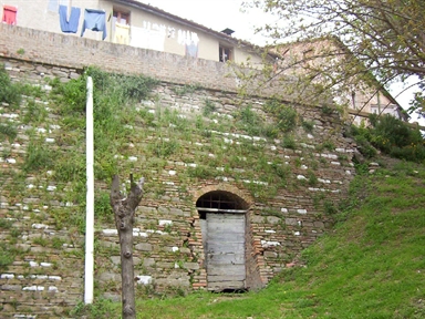 Mura del Castello di S. Pietro in Musio