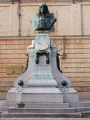 Monumento a Maratti