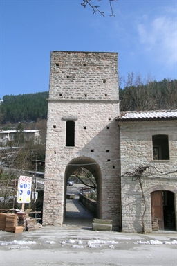 Torre isolata