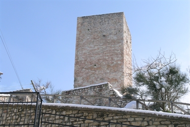 Torre isolata