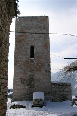Torre isolata