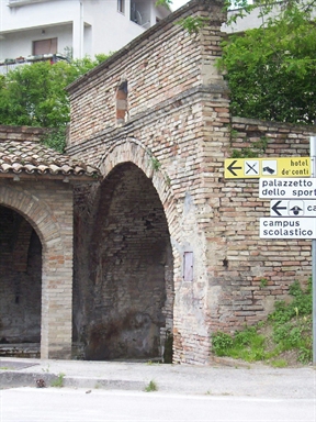 Fonte Vecchia