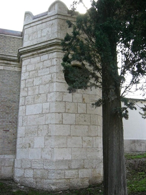Ingresso del Cimitero di Acquasanta Terme