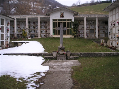 Cimitero comunale di Piano