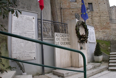 Monumento ai Caduti