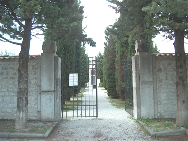 Cimitero di Frontone