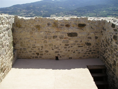 Torre di Petrella Guidi