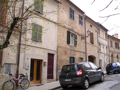 Casa a schiera aggregata