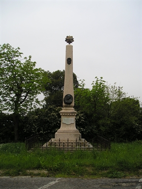 Monumento a Camillo Ferri