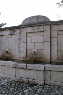 Fontana di Pié del Sasso
