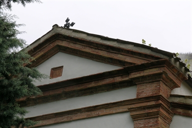Chiesa del Cimitero di Serravalle di Chienti