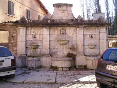Fontana di piazza Garibaldi