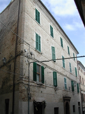 Palazzo in Via T. Mei, 22