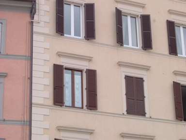 Palazzo in P.zza Garibaldi, 43