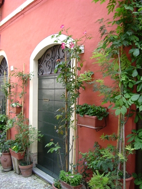 Casa a schiera in Vicolo Via Mamiani, 11