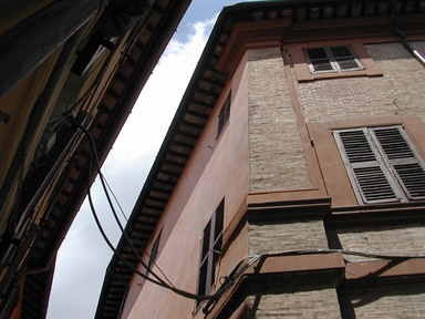 Palazzo in Via Cialdini, 154