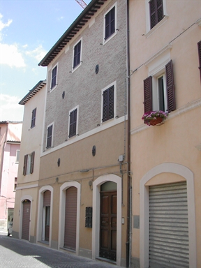 Palazzo in Via Cialdini, 113