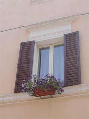 Palazzo in Via Cialdini, 115