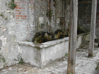 Fontana pubblica in Via Fosso Cannella