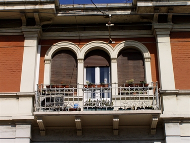 Palazzetto in stile neoclassico