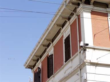 Palazzetto in stile neoclassico