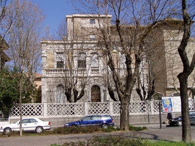 Villino in stile eclettico