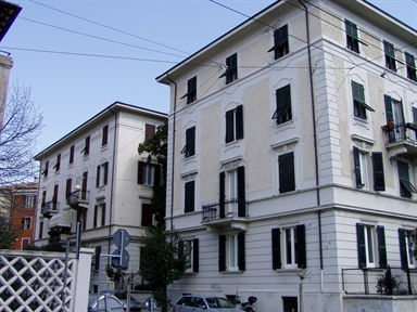 Palazzetto in stile neoclassico