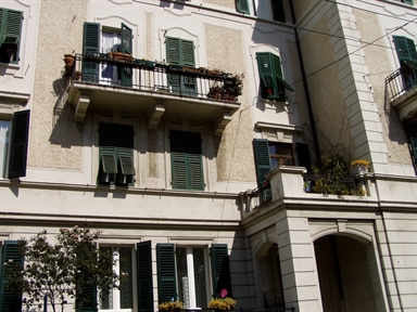 Palazzetto in stile neoclassico