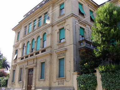Villino in stile eclettico