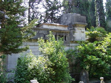 Tomba Famiglia Arzeni