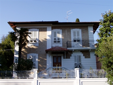Villino in stile neoclassico