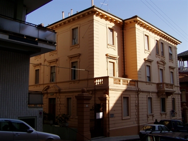 Palazzetto in stile neorinascimentale