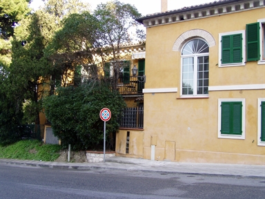 Villa Ferroni