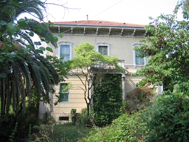 Villa in stile eclettico