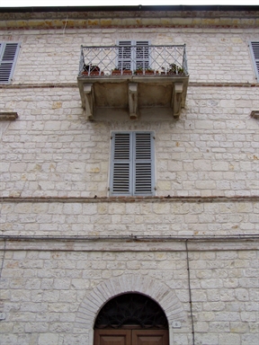 Palazzo sulle mura
