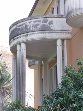 Villa in stile neoclassico