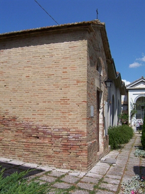 Chiesa del Cimitero di Colle Aprico