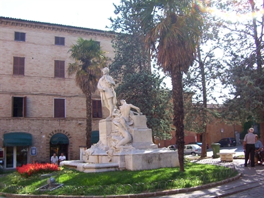 Monumento a G. B. Pergolesi