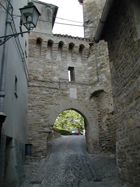 Porta antica del Castello