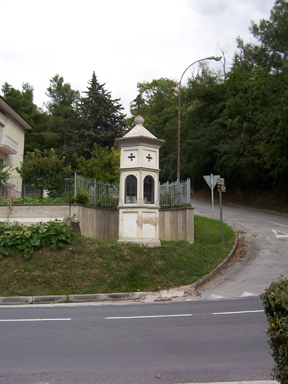 Edicola di via Montessori