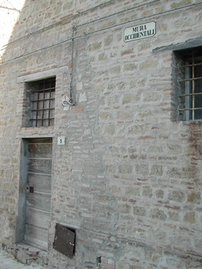 Palazzo sulle mura occidentali