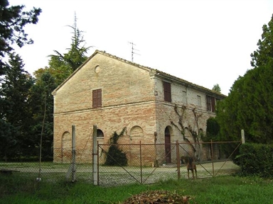 Casa colonica di via Fratte 17